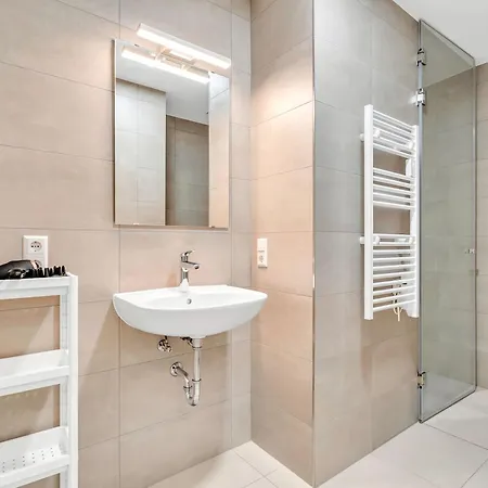 Apartman Neudorf Near Kirchberg And Airport *
