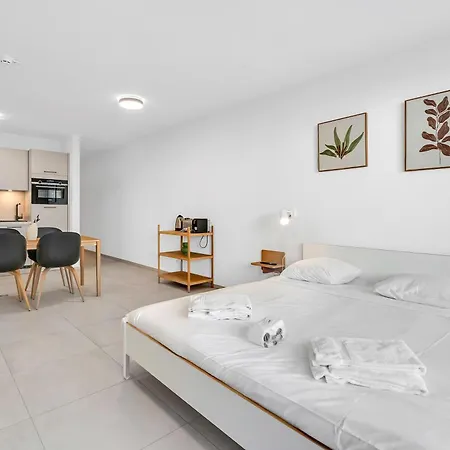Neudorf Near Kirchberg And Airport Apartman *